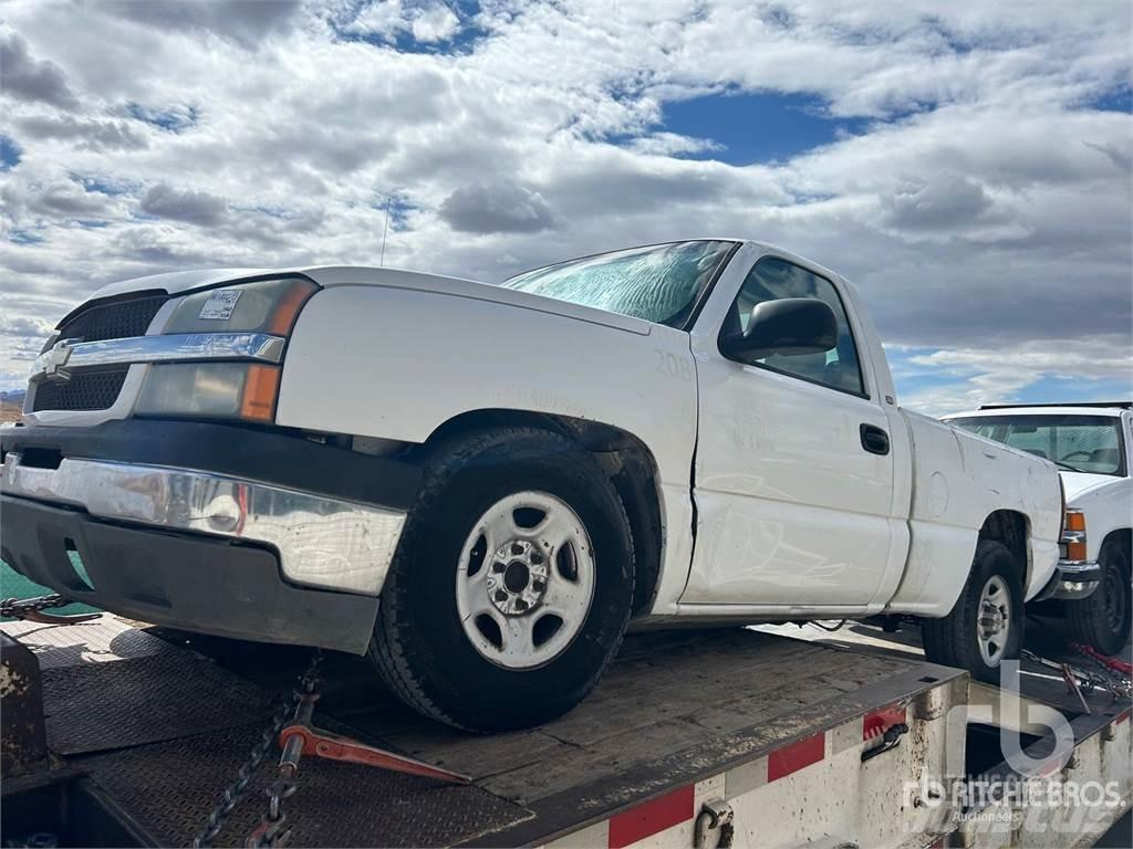 Chevrolet C1500 شاحنات خفيفة/مفصلية الجوانب