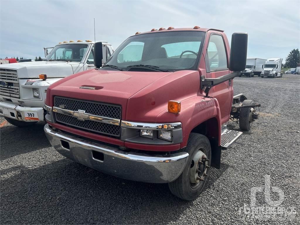 Chevrolet C4500 شاحنات بمقصورة وهيكل