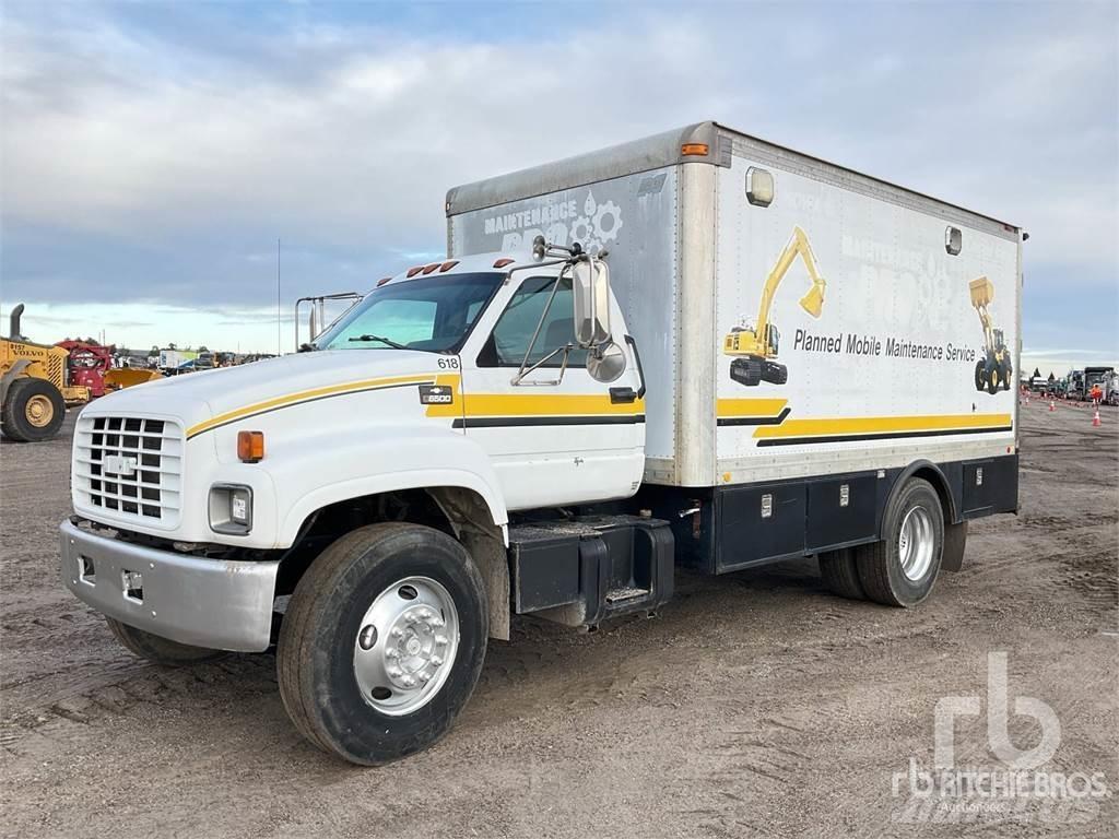 Chevrolet C6500 شاحنات ذات صهاريج