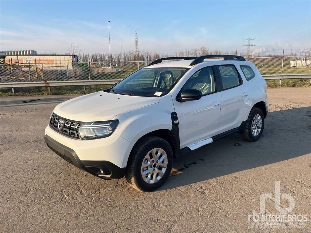 Dacia DUSTER شاحنات خفيفة/مفصلية الجوانب