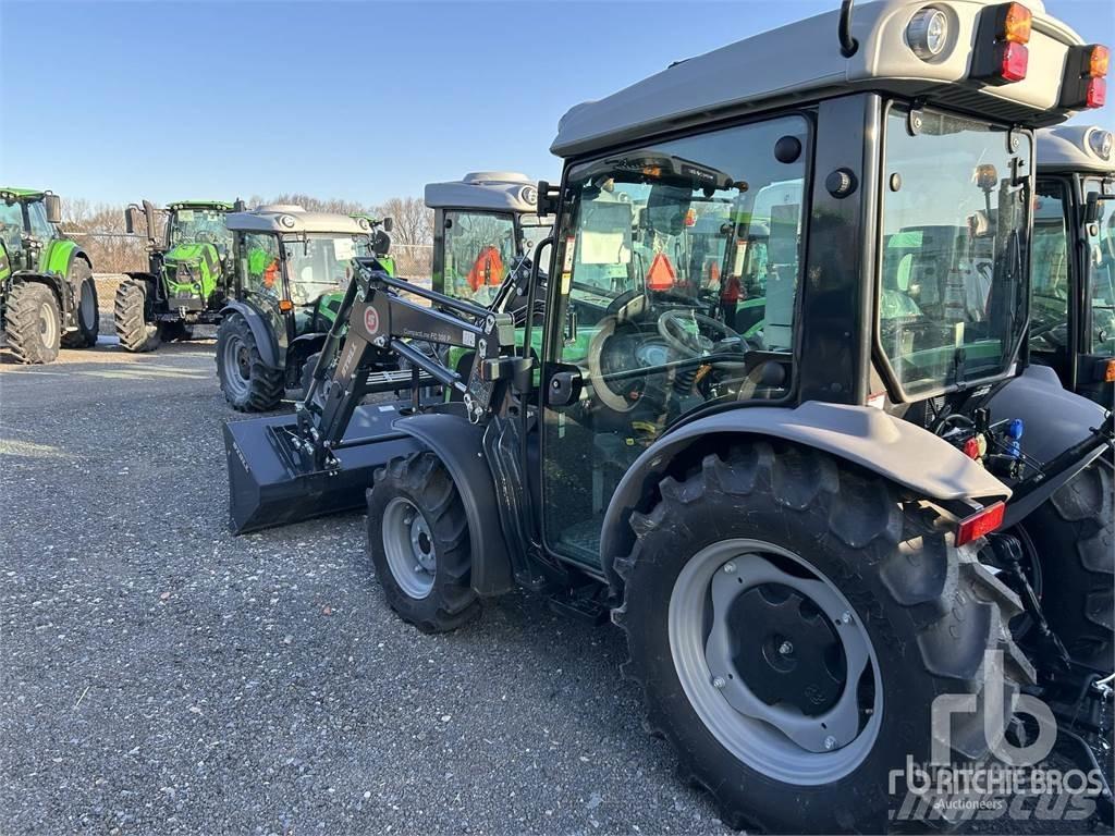 Deutz-Fahr 3060 جرارات مدمجة
