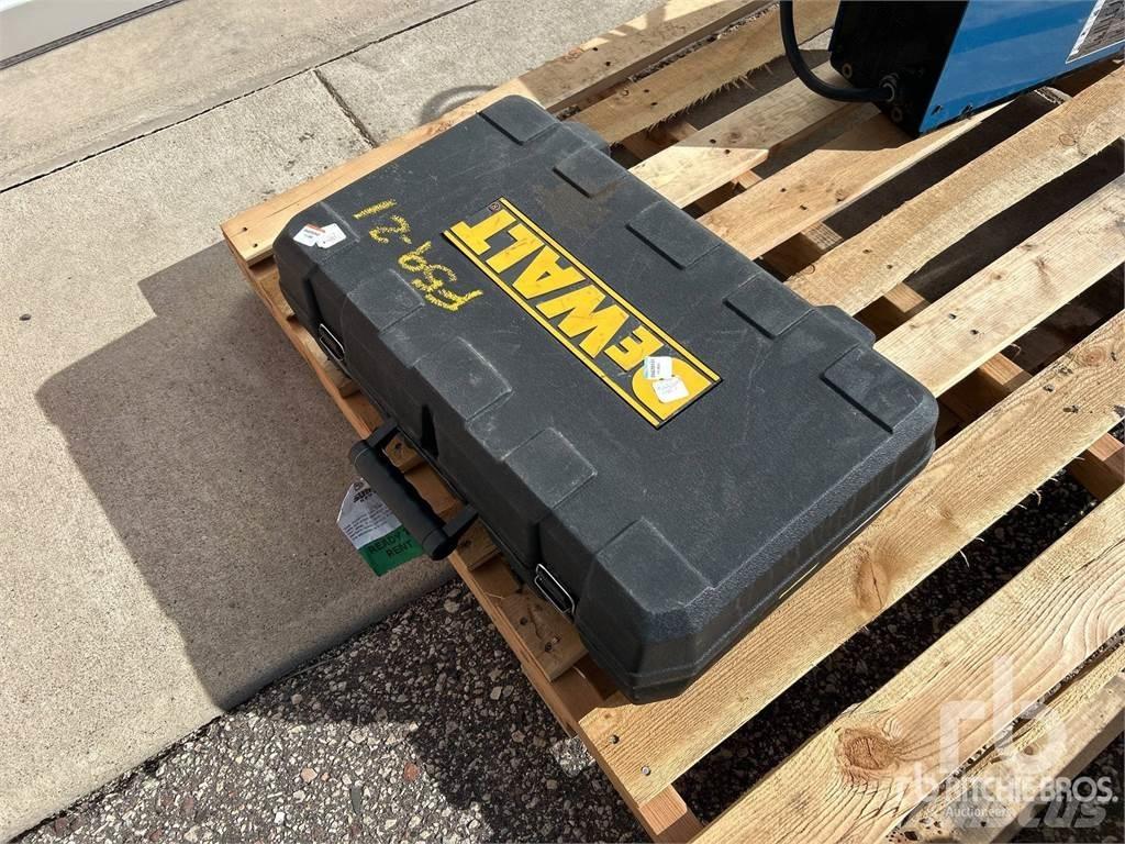 DeWalt DWM120K أخرى