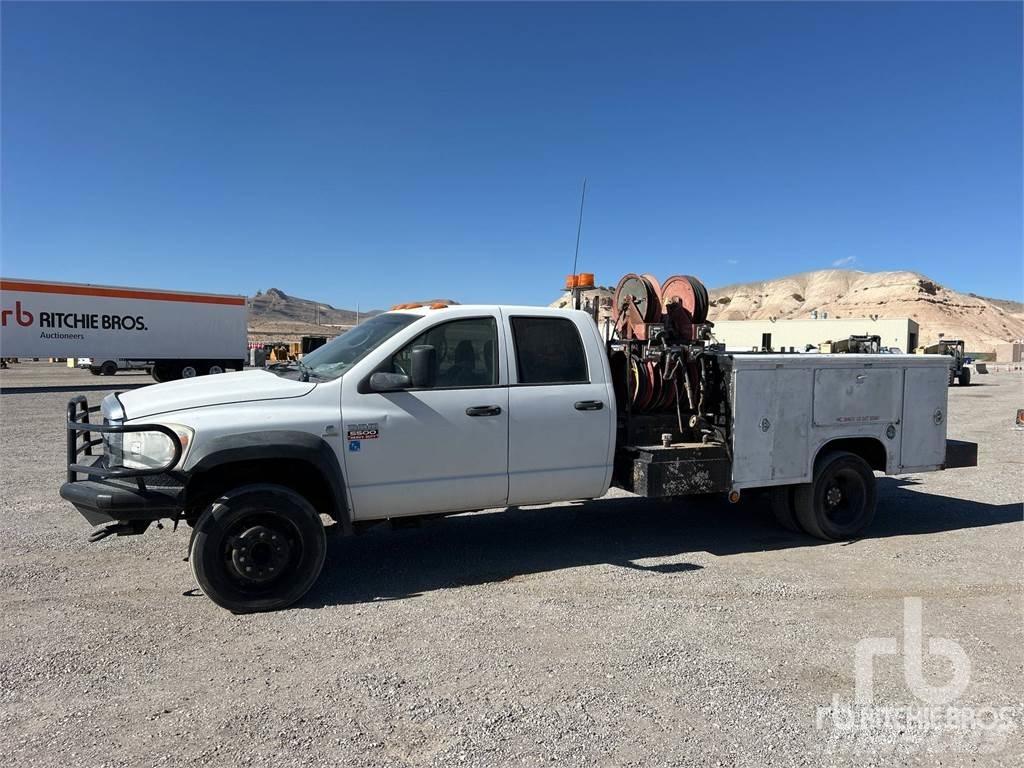 Dodge 5500 مركبات الأغراض العامة