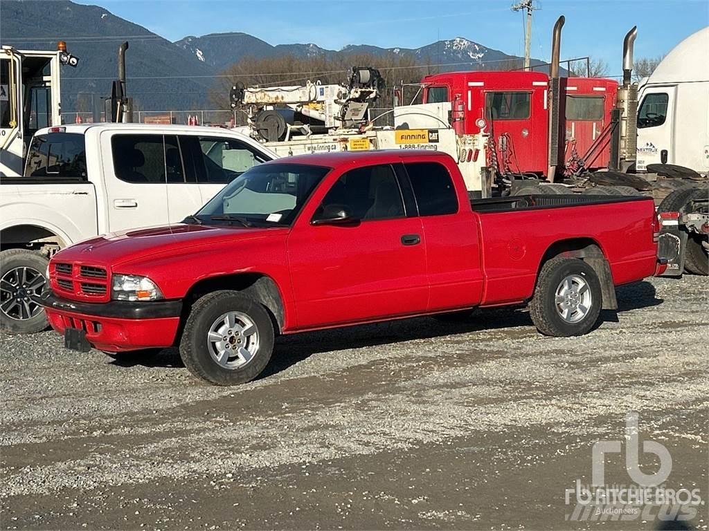 Dodge DAKOTA شاحنات خفيفة/مفصلية الجوانب