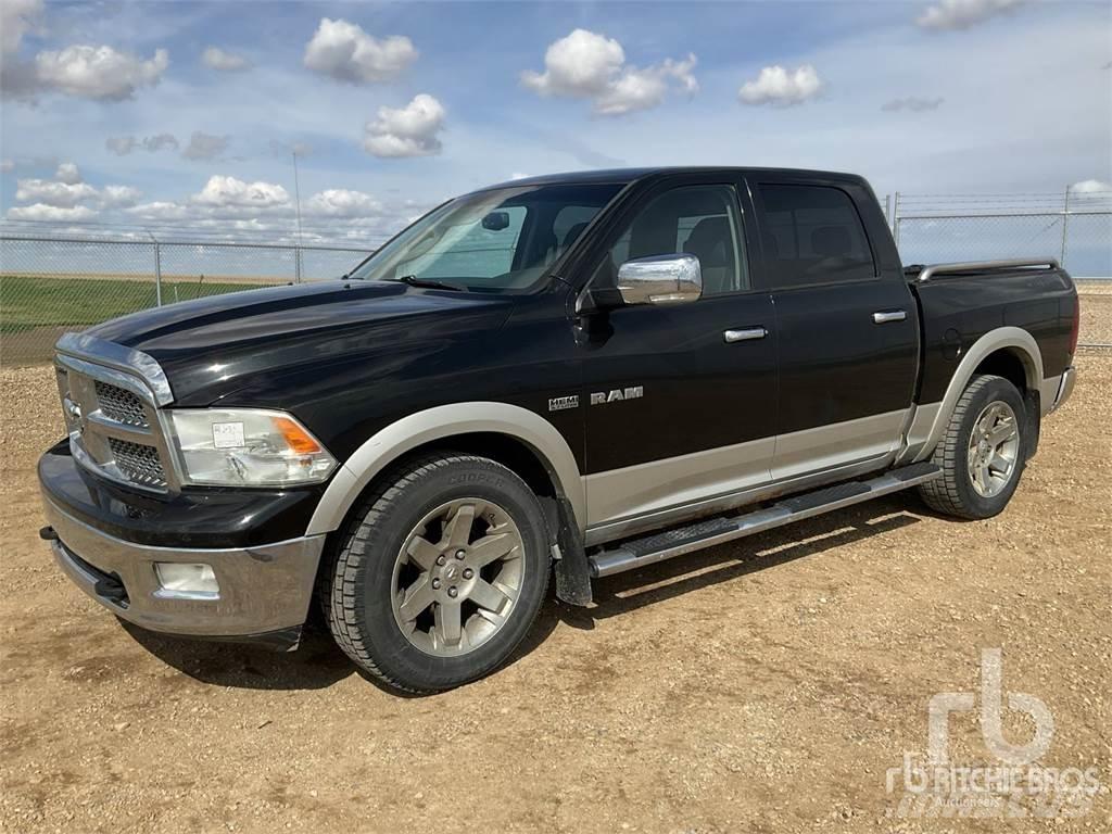 Dodge RAM 1500 شاحنات خفيفة/مفصلية الجوانب