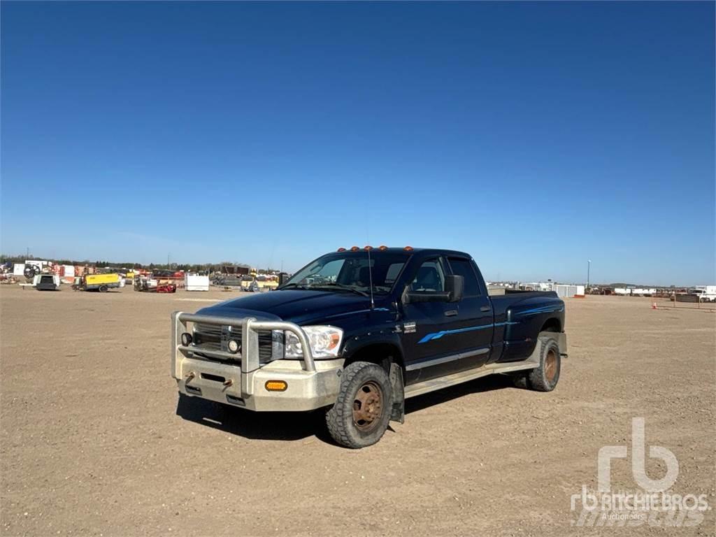 Dodge RAM 3500 شاحنات خفيفة/مفصلية الجوانب