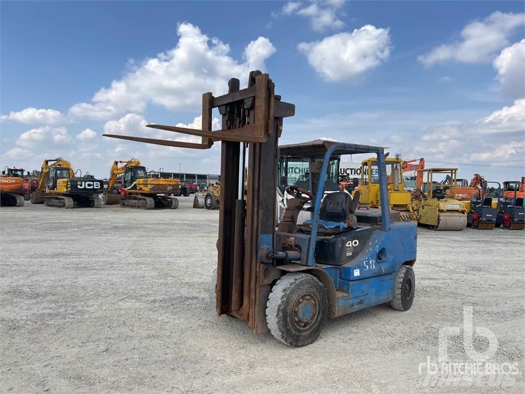 Doosan D40SC-7 شاحنات الديزل