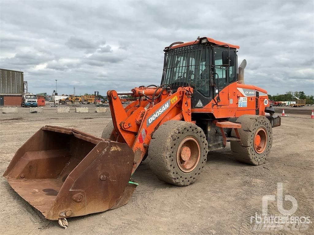 Doosan DL200-5 لوادر بعجل