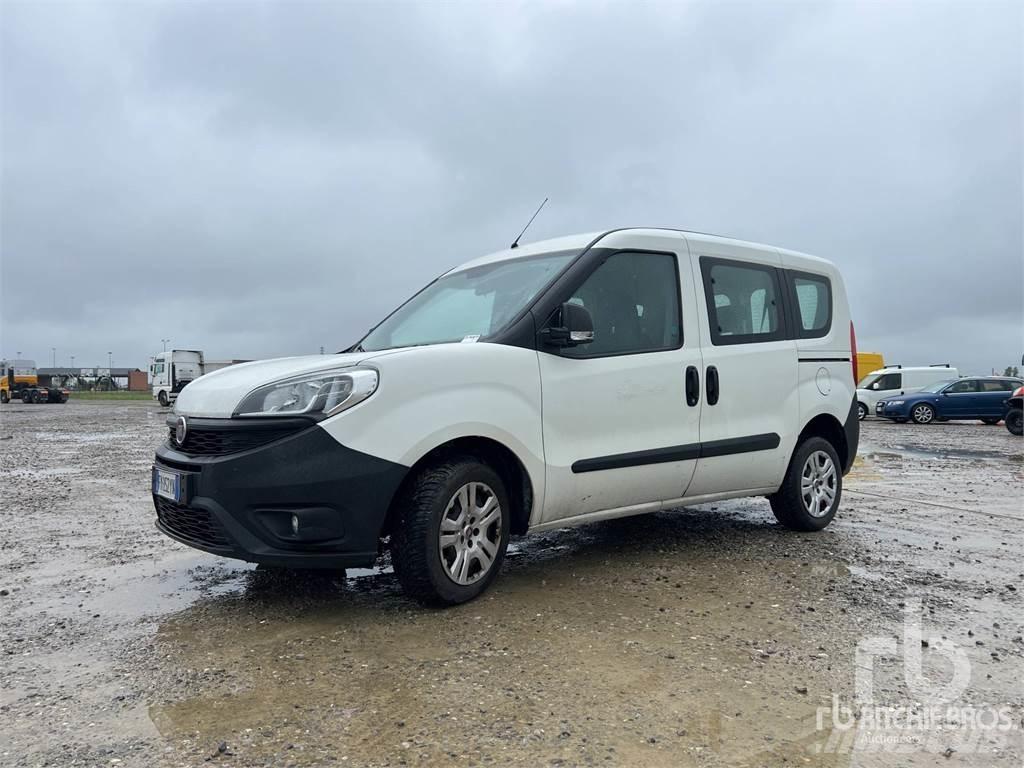 Fiat DOBLO شاحنة مقفلة