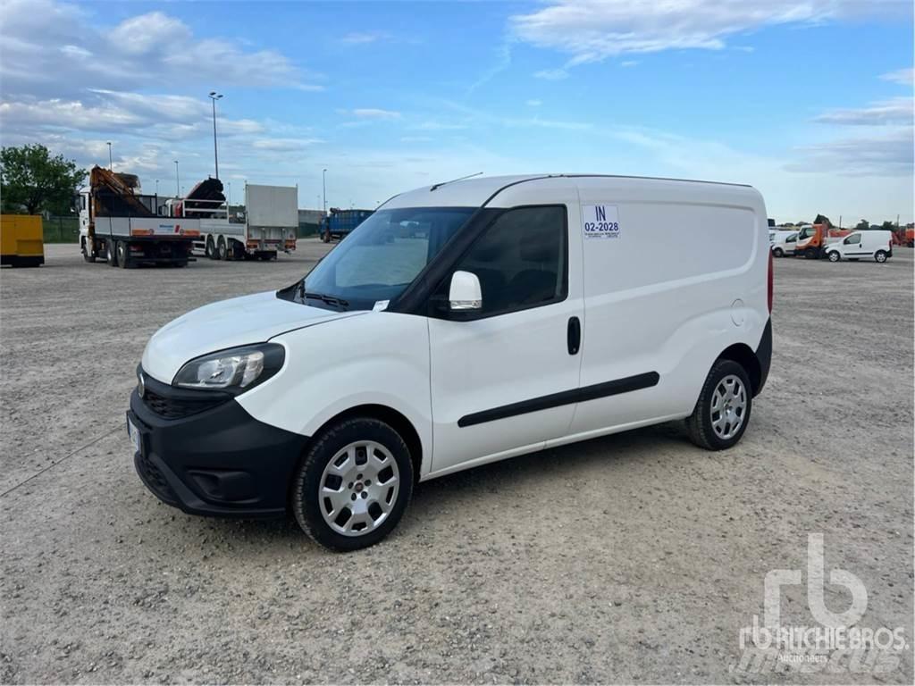 Fiat DOBLO شاحنة مقفلة
