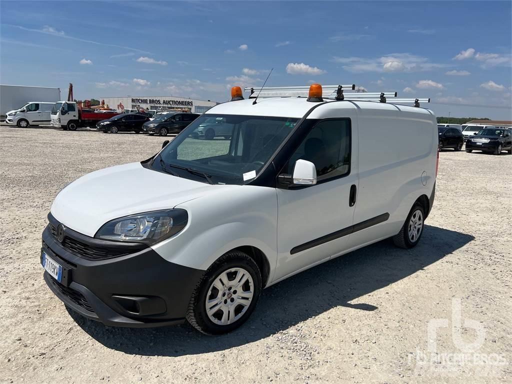 Fiat DOBLO شاحنة مقفلة