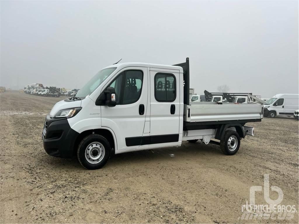 Fiat DUCATO شاحنات مسطحة/مفصلية الجوانب