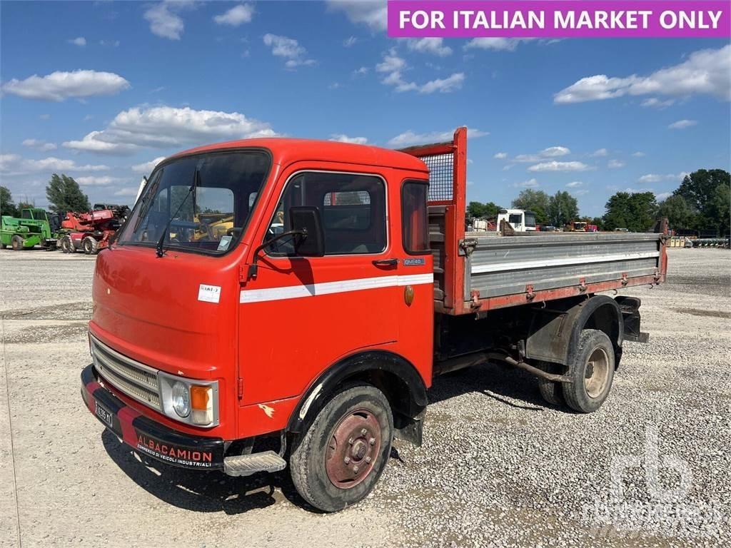 Fiat OM 40 شاحنات قلابة