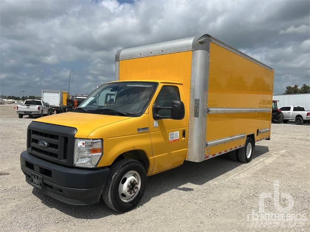 Ford E 350 شاحنة مقفلة
