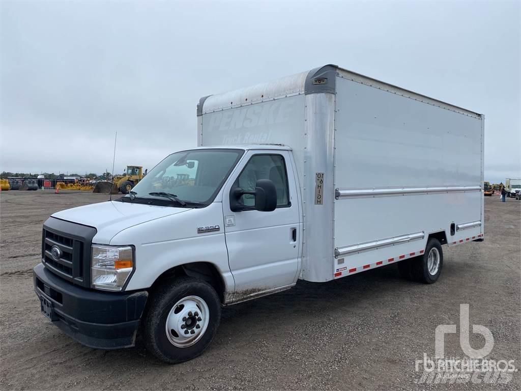 Ford E350 شاحنة مقفلة