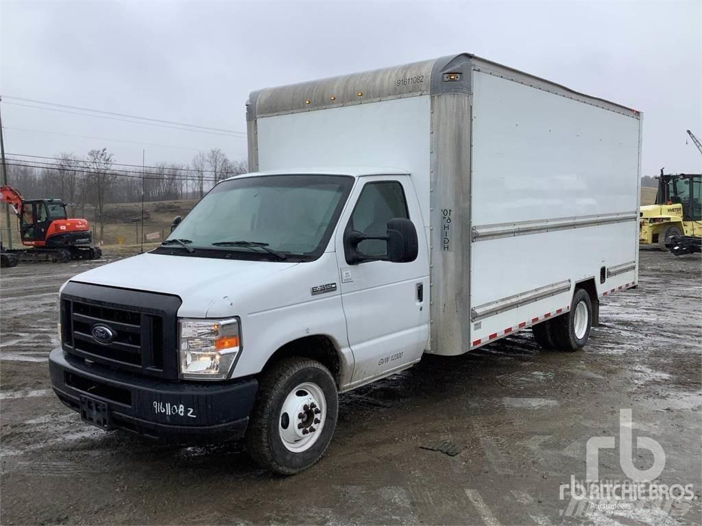 Ford E350 شاحنة مقفلة