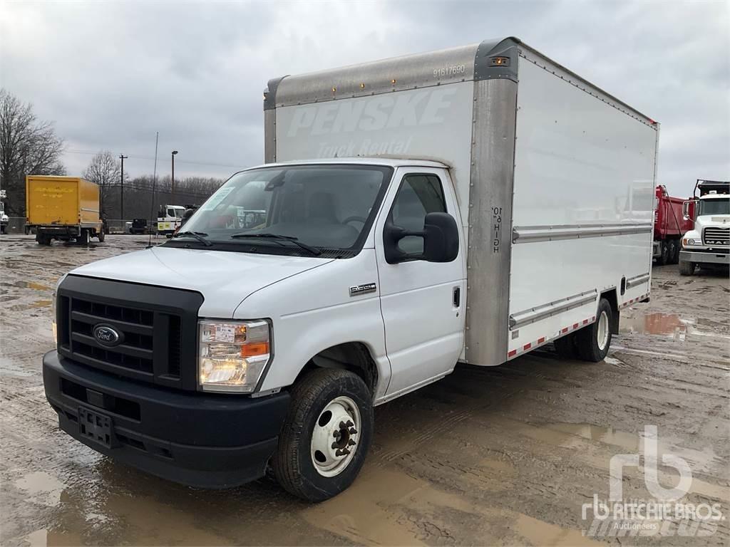 Ford E350 شاحنة مقفلة