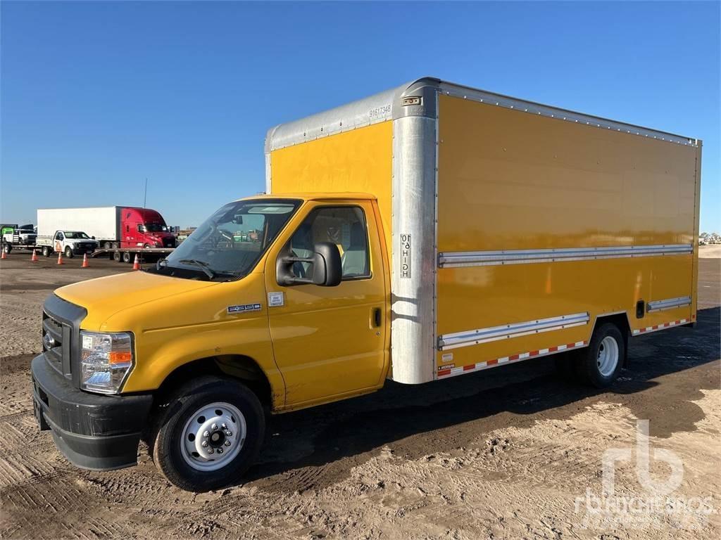 Ford E350 شاحنة مقفلة