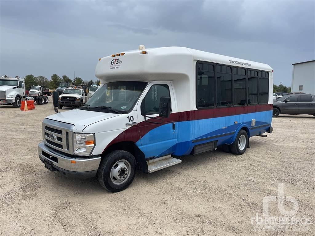 Ford E450 حافلة داخل المدينة