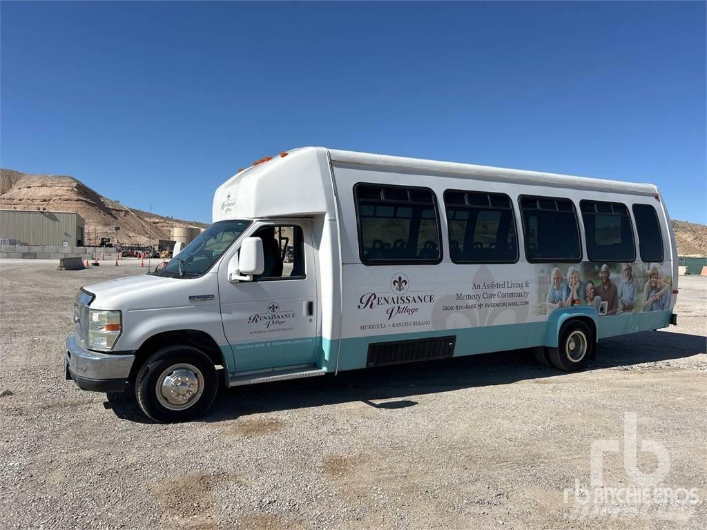 Ford E450 حافلة داخل المدينة