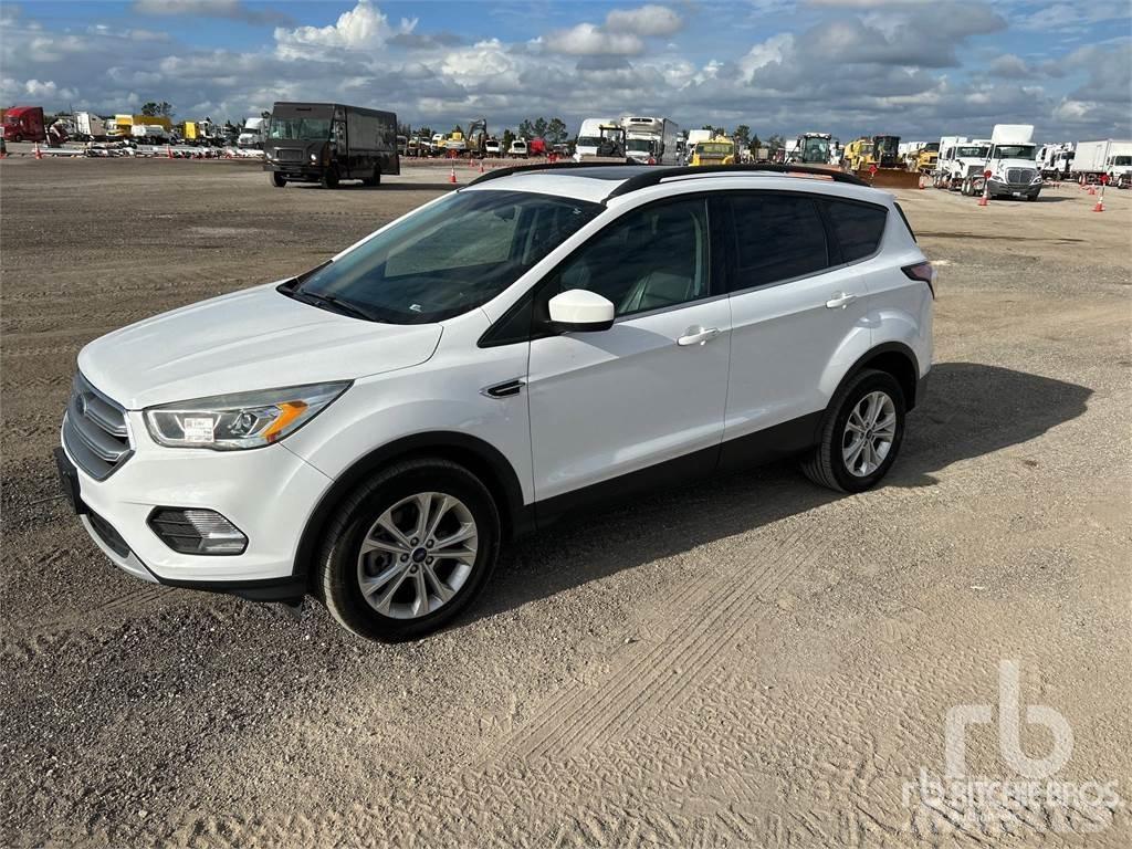 Ford ESCAPE شاحنات خفيفة/مفصلية الجوانب