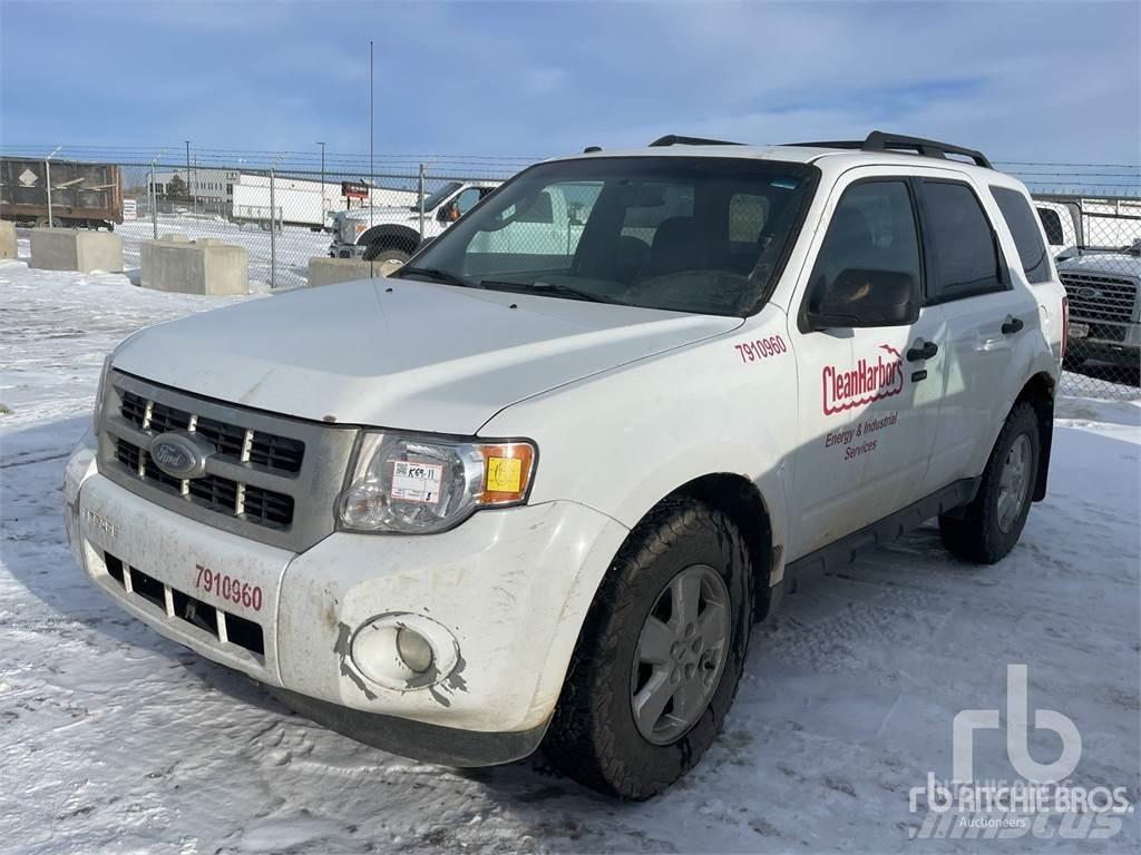 Ford ESCAPE شاحنات خفيفة/مفصلية الجوانب