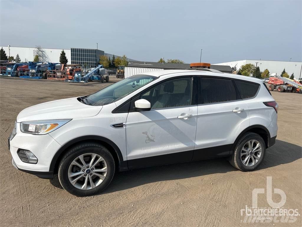 Ford ESCAPE شاحنات خفيفة/مفصلية الجوانب