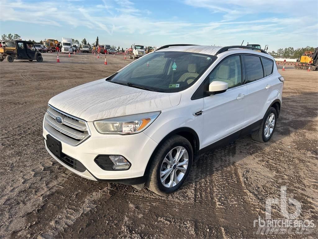 Ford ESCAPE شاحنات خفيفة/مفصلية الجوانب