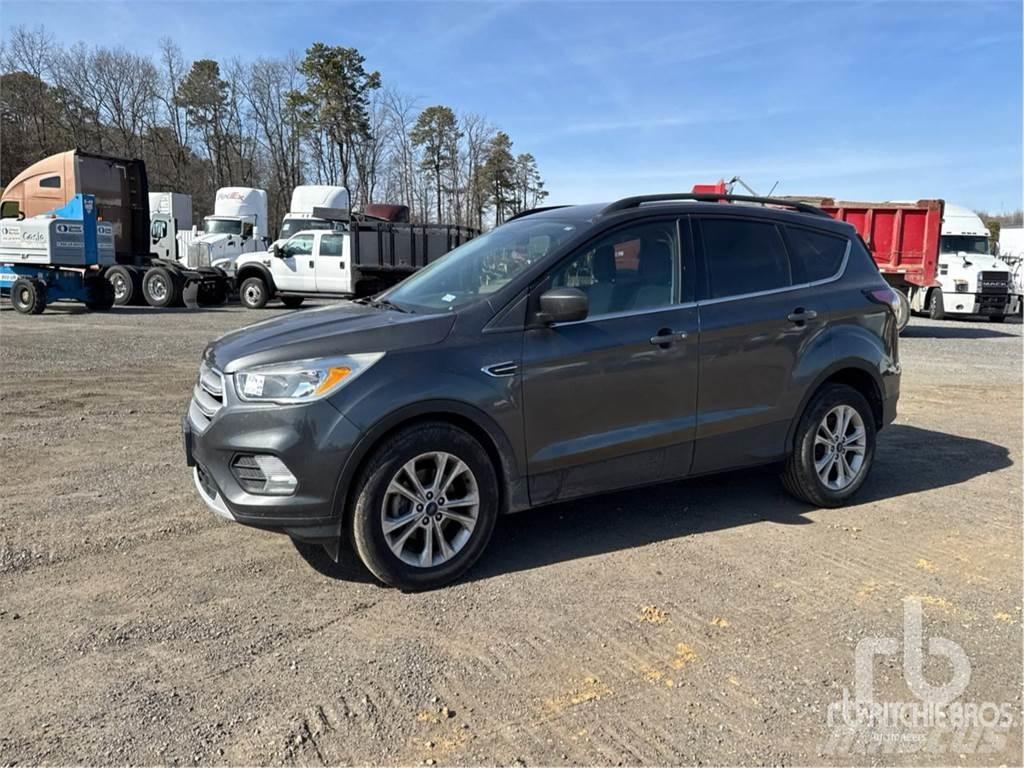 Ford ESCAPE شاحنات خفيفة/مفصلية الجوانب