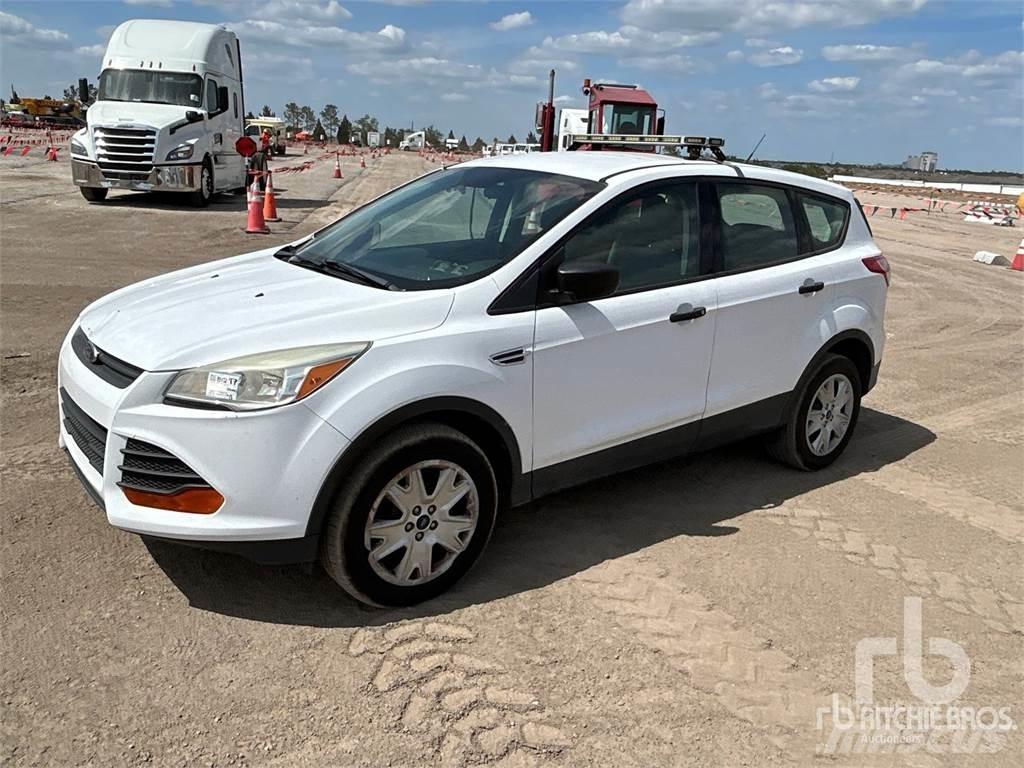 Ford ESCAPE شاحنات خفيفة/مفصلية الجوانب