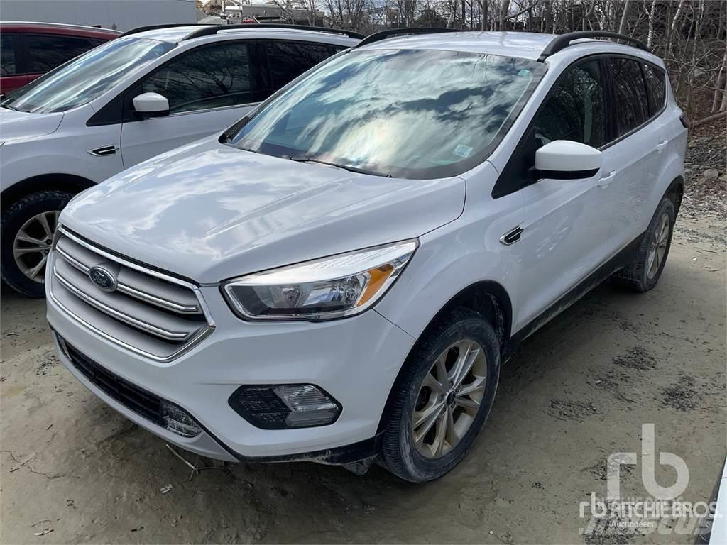 Ford ESCAPE شاحنات خفيفة/مفصلية الجوانب