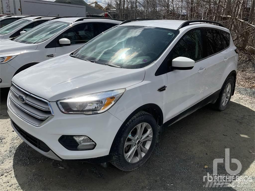 Ford ESCAPE شاحنات خفيفة/مفصلية الجوانب