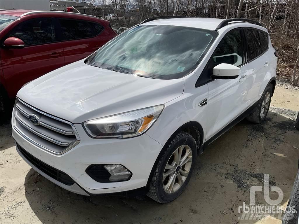 Ford ESCAPE شاحنات خفيفة/مفصلية الجوانب