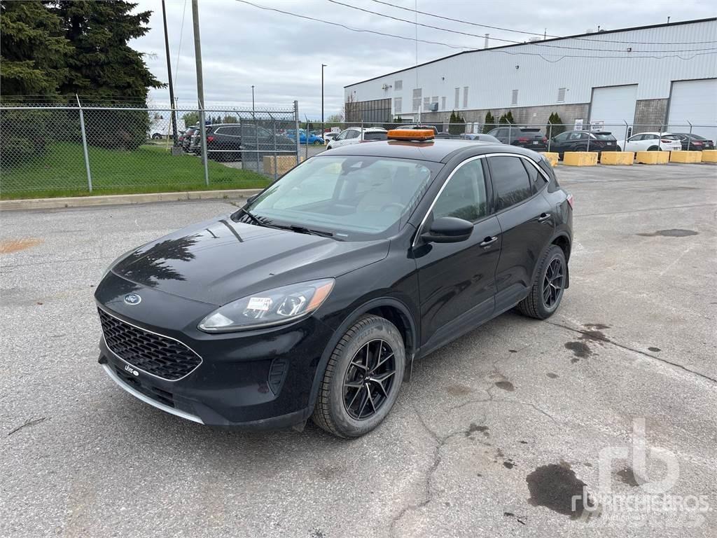 Ford ESCAPE شاحنات خفيفة/مفصلية الجوانب