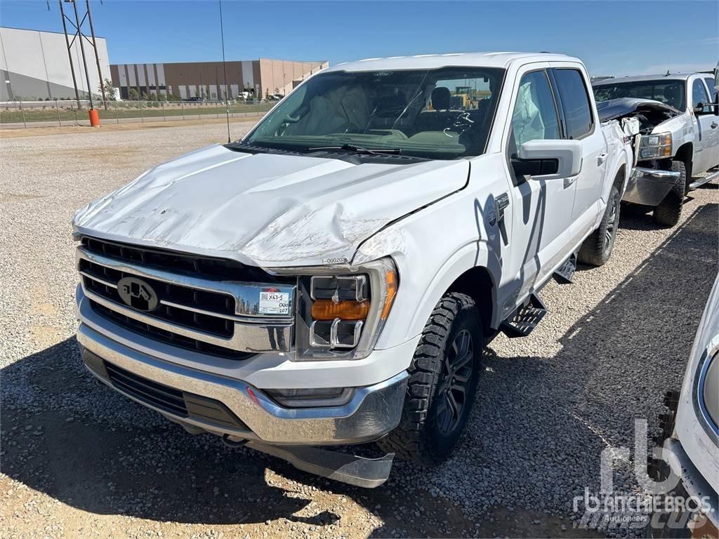 Ford F-150 شاحنات خفيفة/مفصلية الجوانب