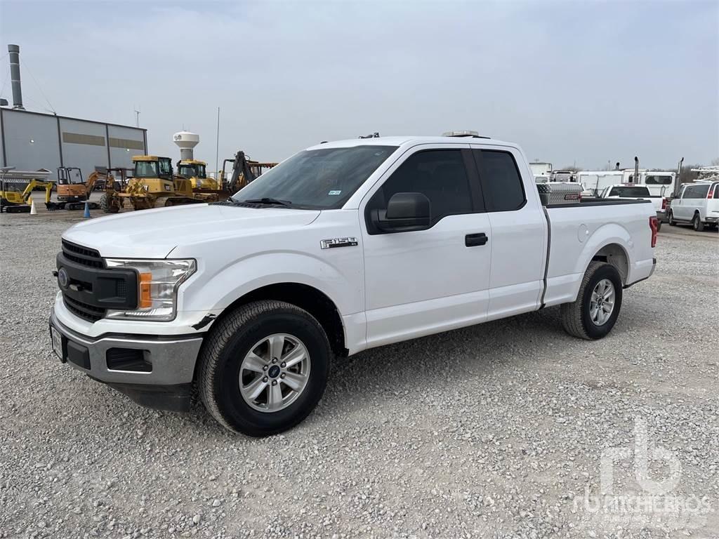Ford F-150 شاحنات خفيفة/مفصلية الجوانب