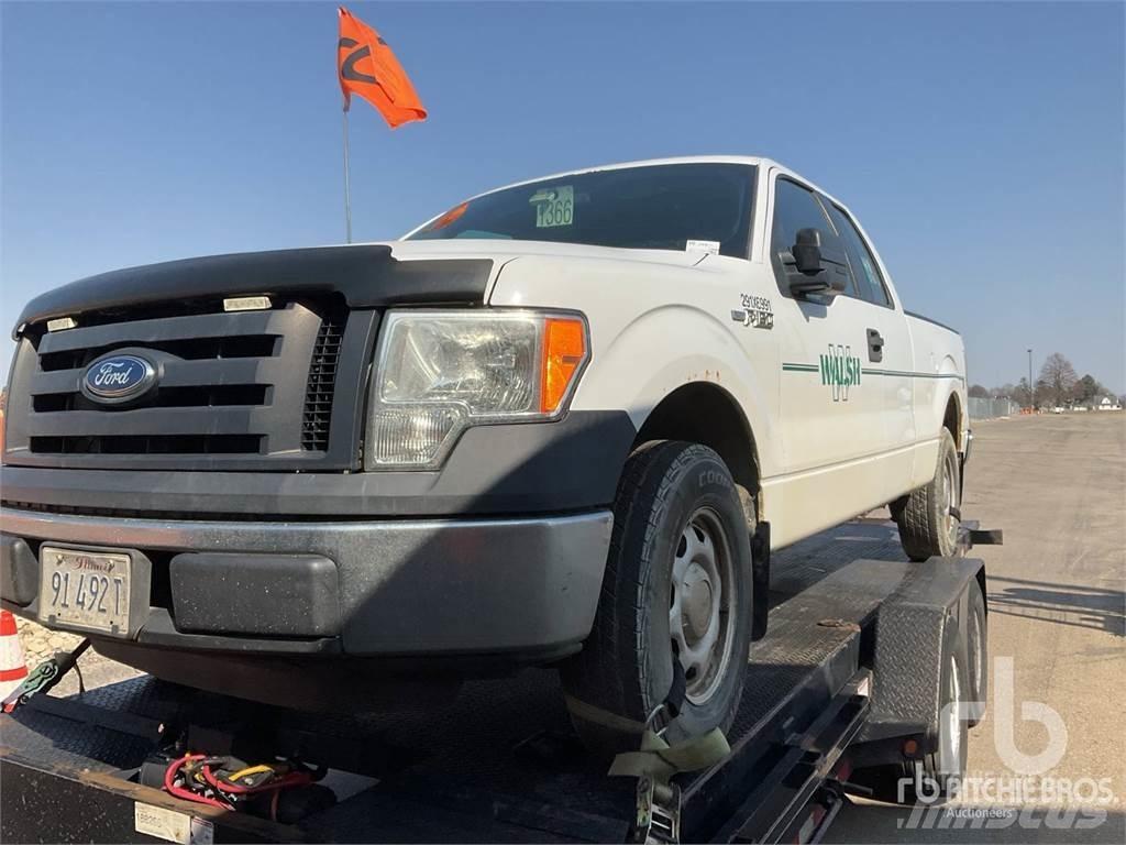 Ford F-150 شاحنات خفيفة/مفصلية الجوانب