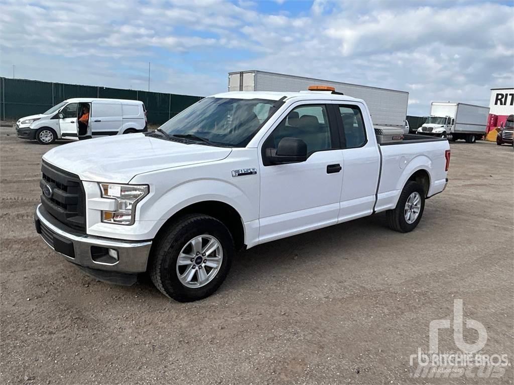 Ford F-150 شاحنات خفيفة/مفصلية الجوانب