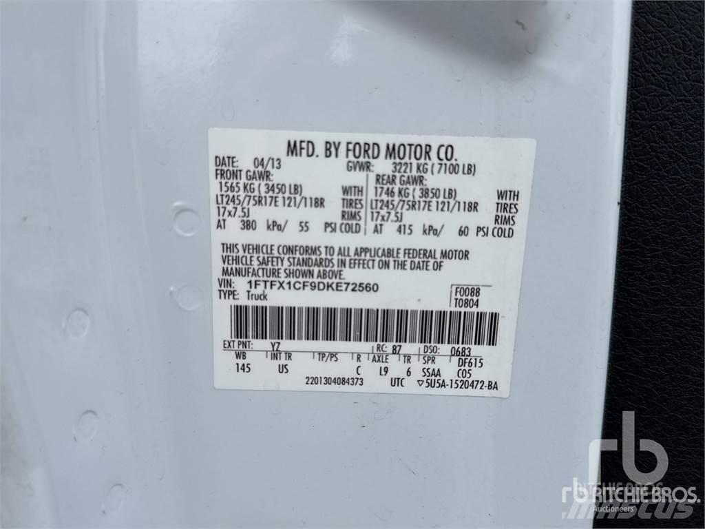 Ford F-150 شاحنات خفيفة/مفصلية الجوانب
