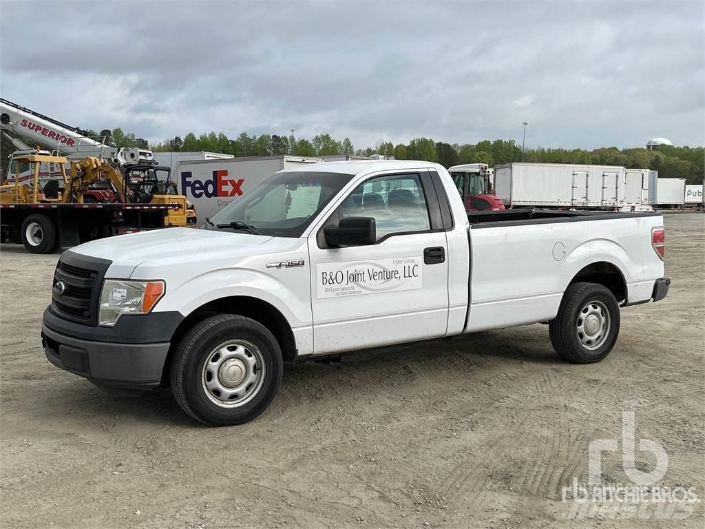 Ford F-150 شاحنات خفيفة/مفصلية الجوانب