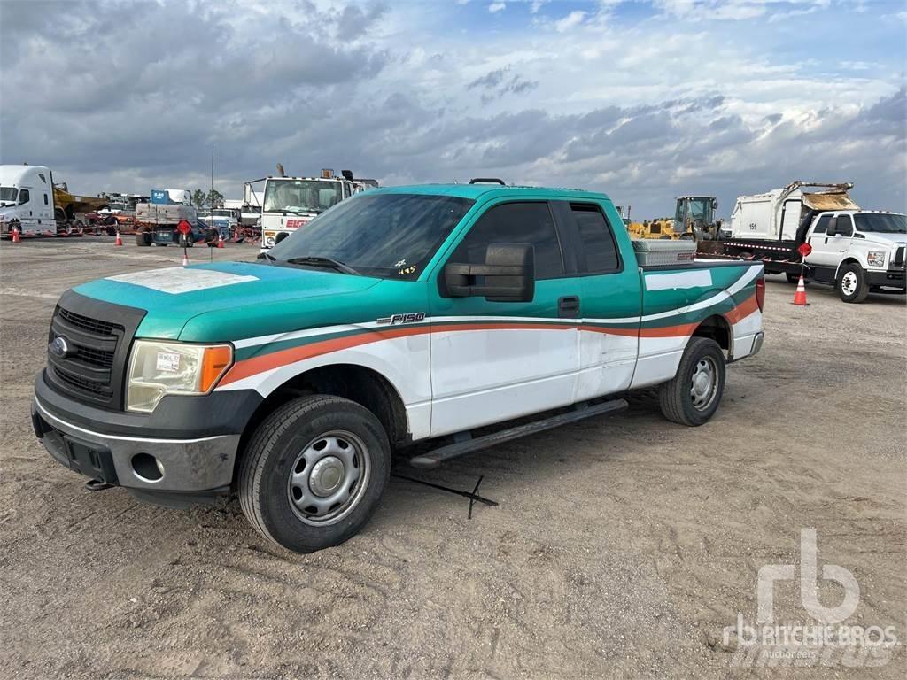 Ford F-150 شاحنات خفيفة/مفصلية الجوانب
