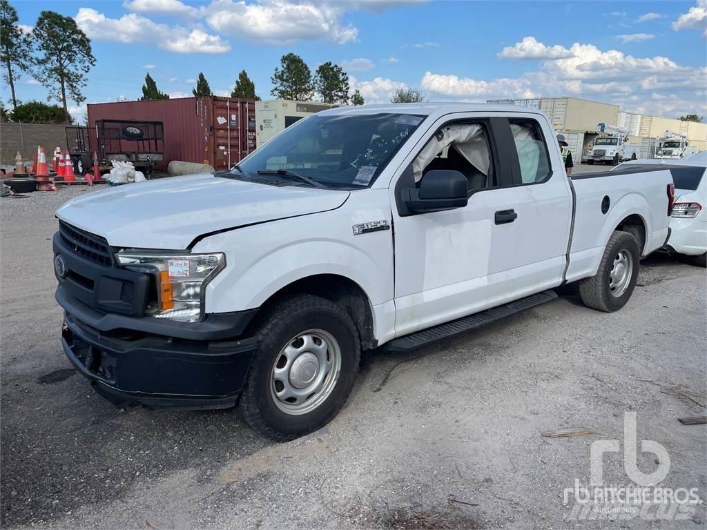 Ford F-150 شاحنات خفيفة/مفصلية الجوانب