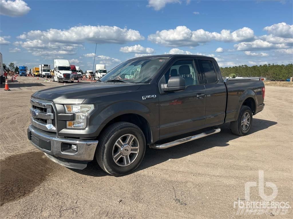Ford F-150 شاحنات خفيفة/مفصلية الجوانب