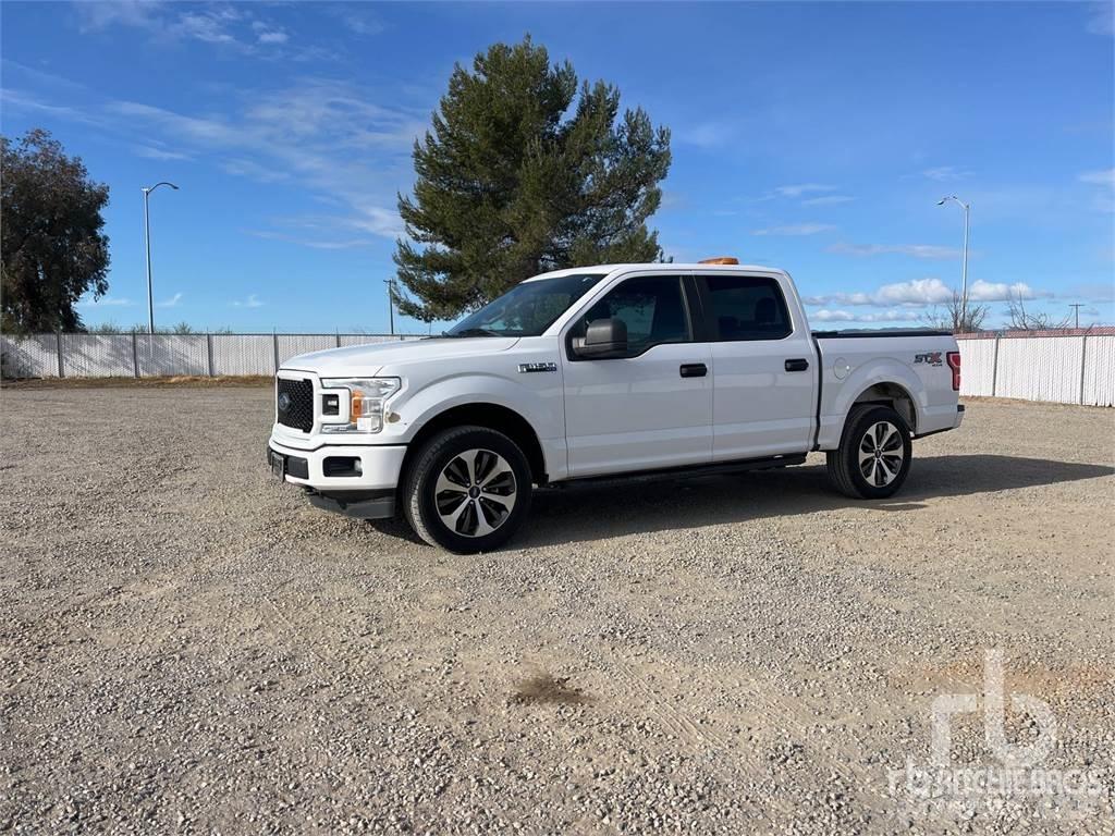 Ford F-150 شاحنات خفيفة/مفصلية الجوانب