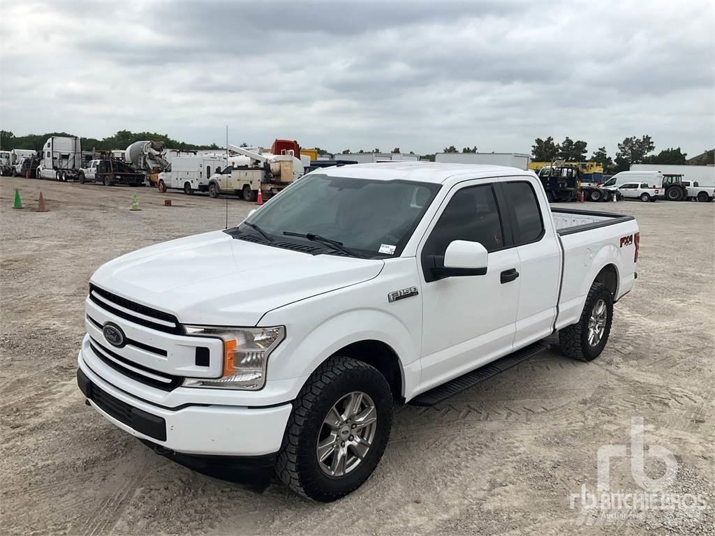 Ford F-150 شاحنات خفيفة/مفصلية الجوانب