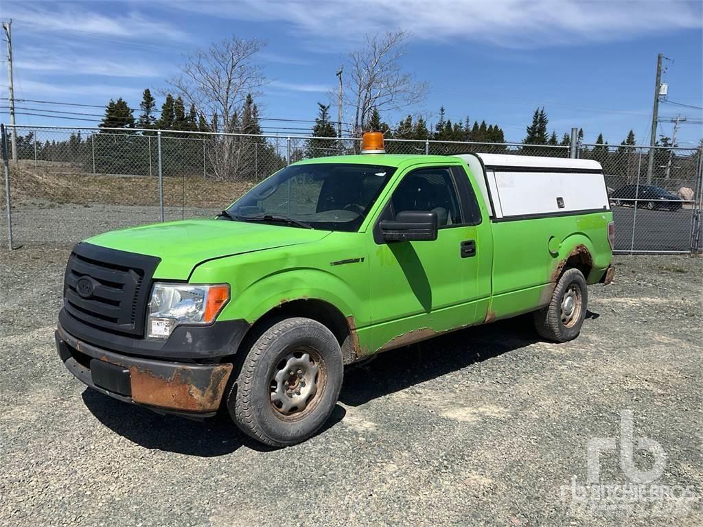 Ford F-150 شاحنات خفيفة/مفصلية الجوانب