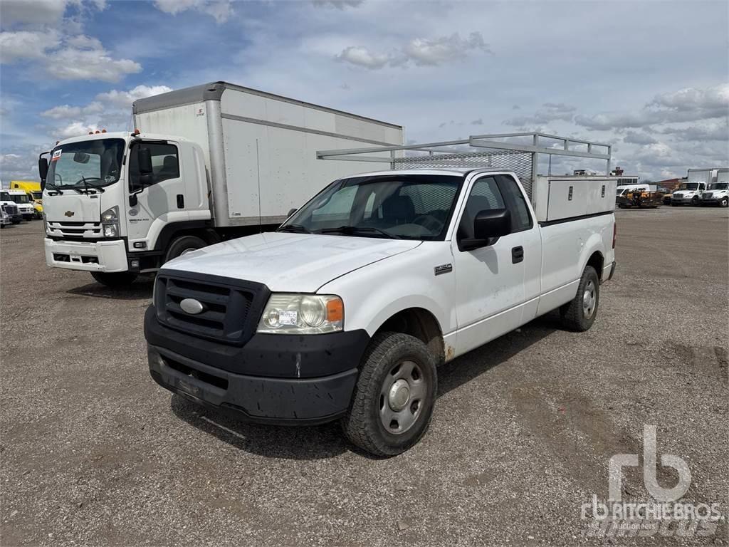 Ford F-150 شاحنات خفيفة/مفصلية الجوانب