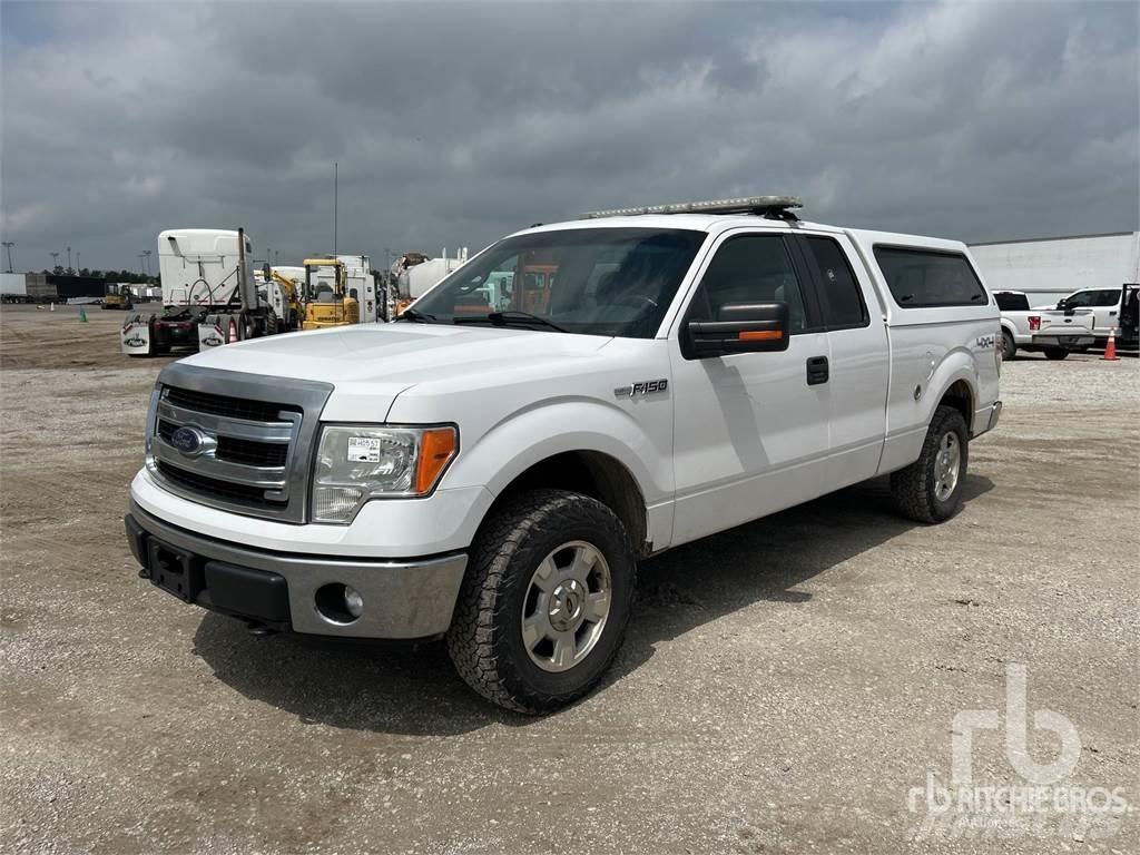 Ford F-150 شاحنات خفيفة/مفصلية الجوانب