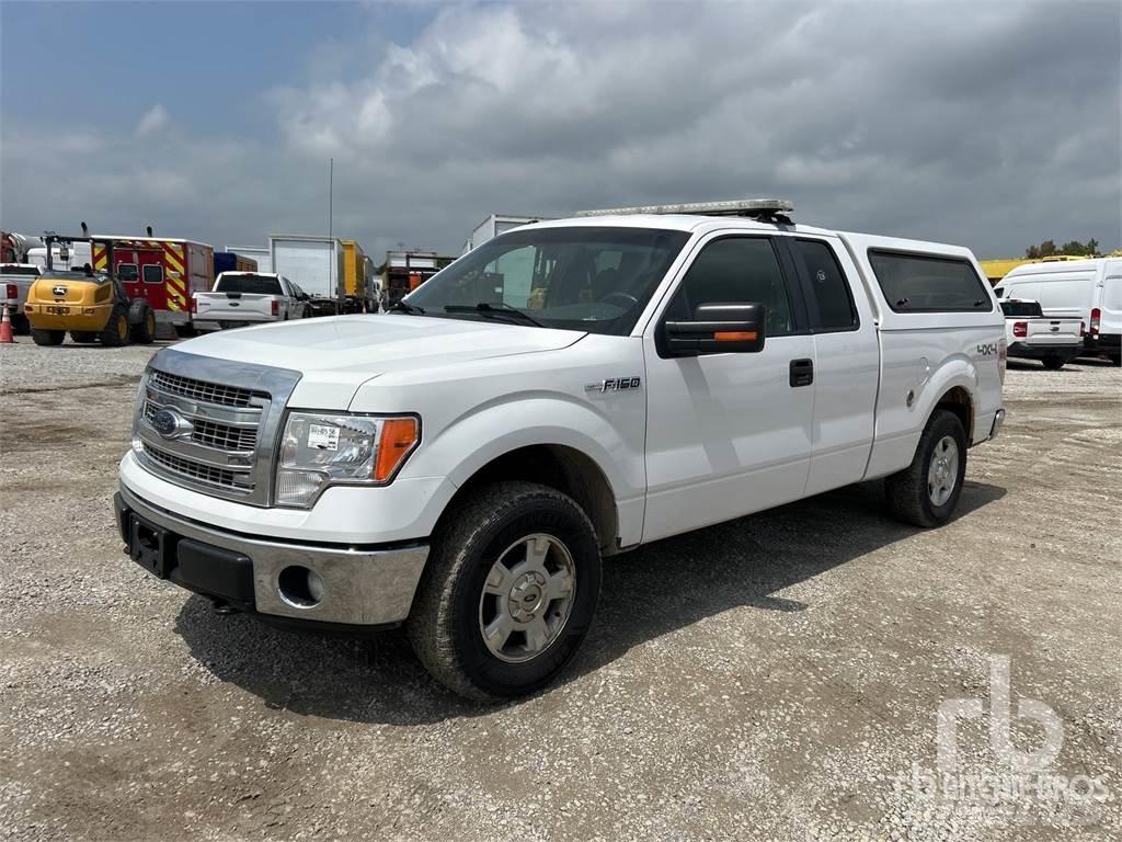 Ford F-150 شاحنات خفيفة/مفصلية الجوانب