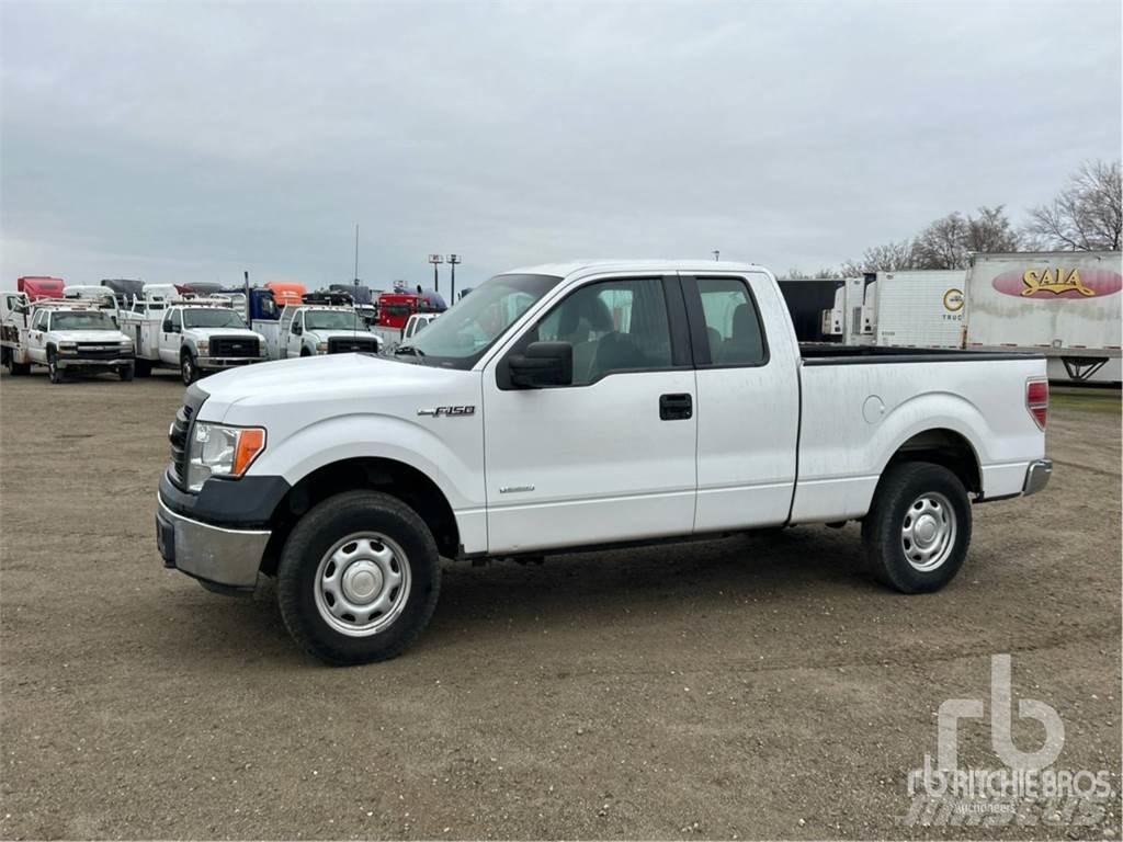 Ford F-150 شاحنات خفيفة/مفصلية الجوانب